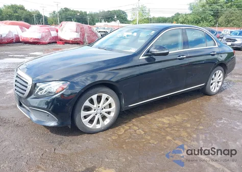 2017 Mercedes-Benz E 300 4Matic из США, поврежденный, VIN WDDZF4KB9HA220745